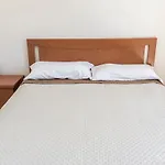 S130 - Sirolo, Deliziosa Con Terrazzo *