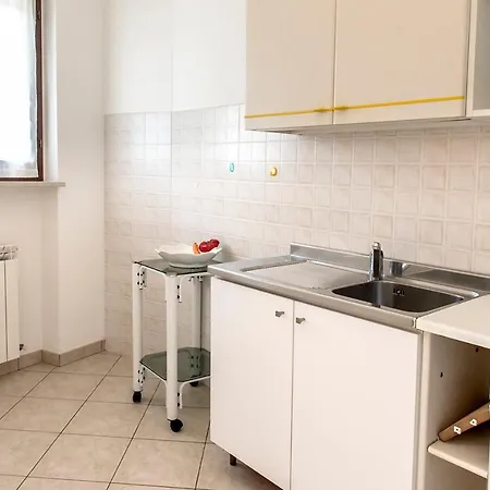 S130 - Sirolo, Deliziosa Con Terrazzo * シローロ
